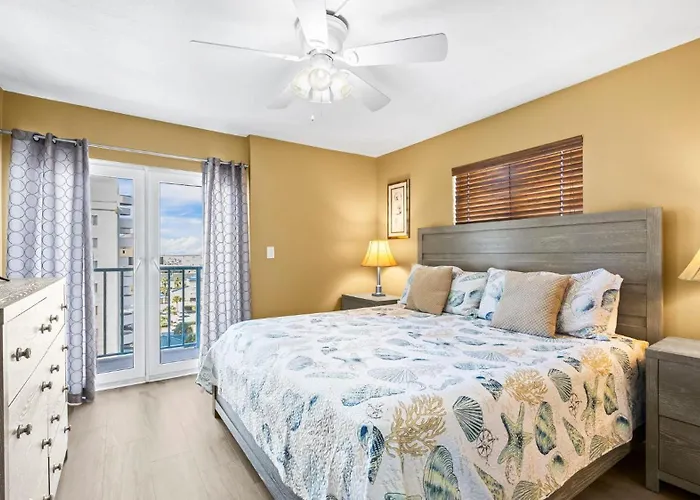 Surf Side Shores 1806 *